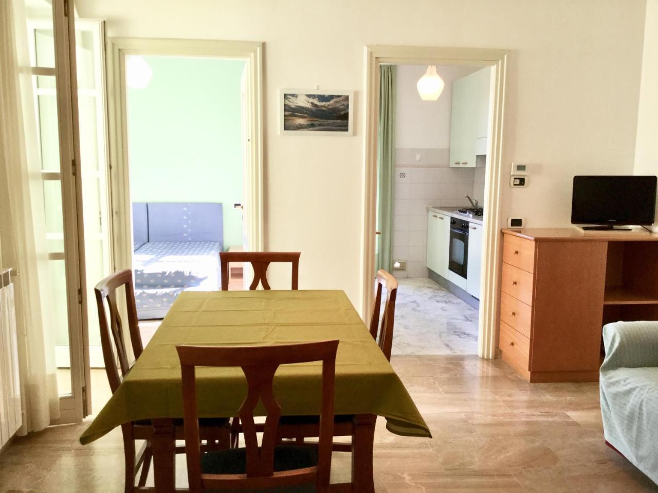 La Villetta Appartamenti Per Vacanze Finale Ligure Exterior foto